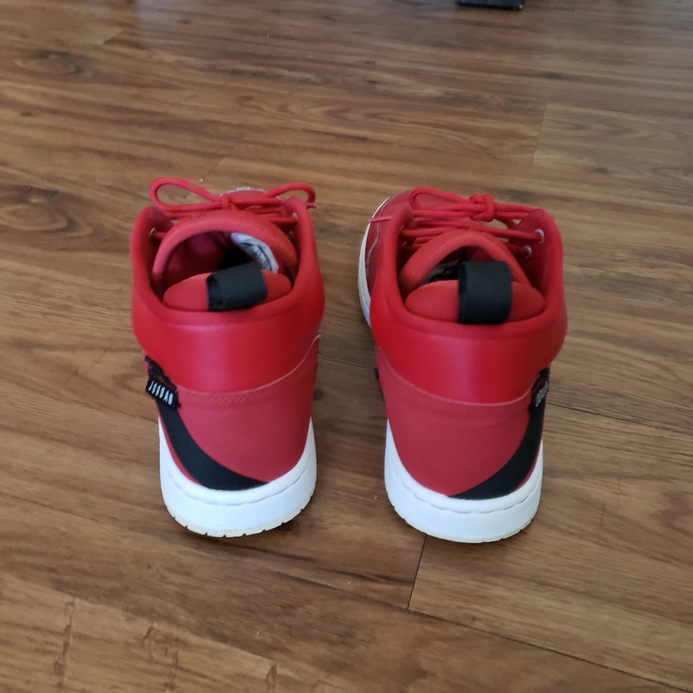 Jordan Tennis Shoes View 2